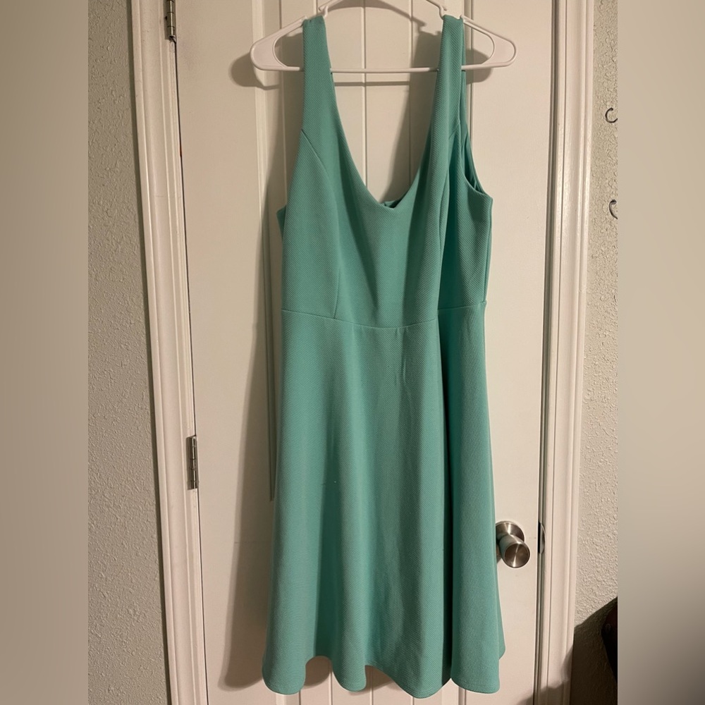 Torrid size 2 mint a-line vneck dress